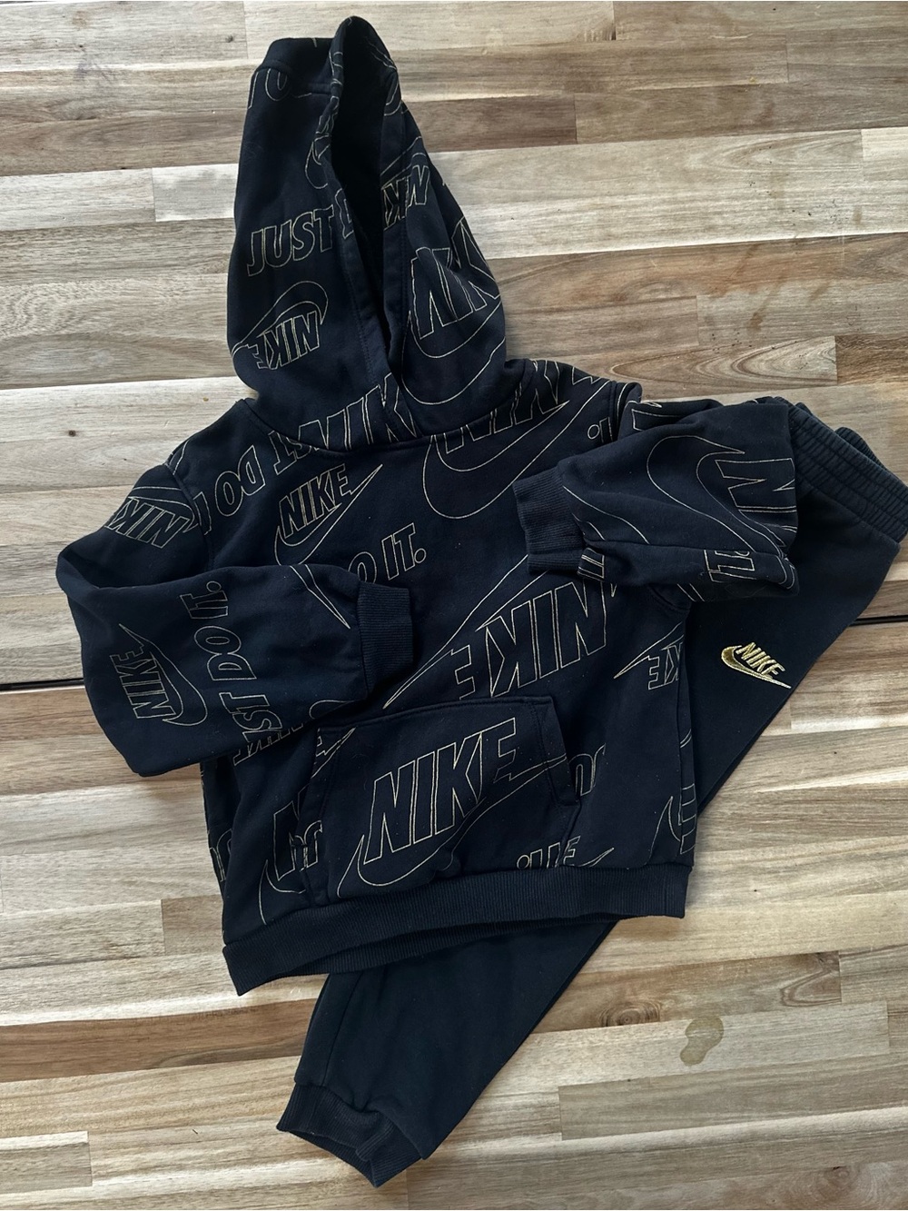 Nike Black Kids Hoodie and Jogger Set with Gold Logo Accents